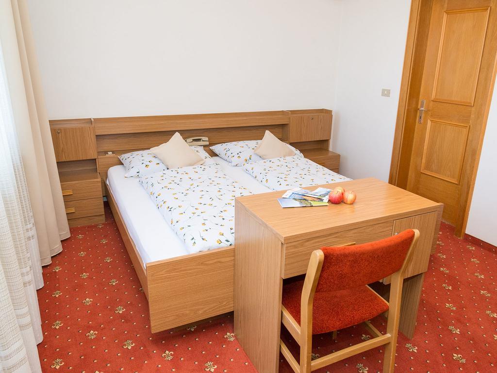 Haus Elisabeth Ξενοδοχείο Nova Ponente Εξωτερικό φωτογραφία