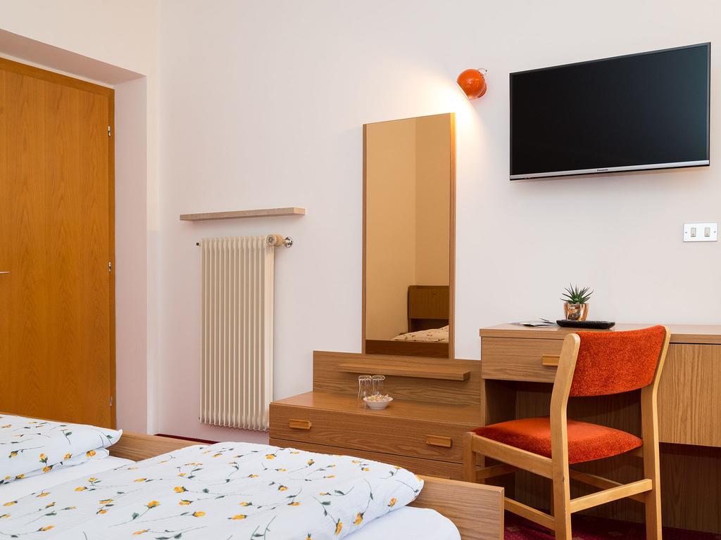 Haus Elisabeth Ξενοδοχείο Nova Ponente Εξωτερικό φωτογραφία