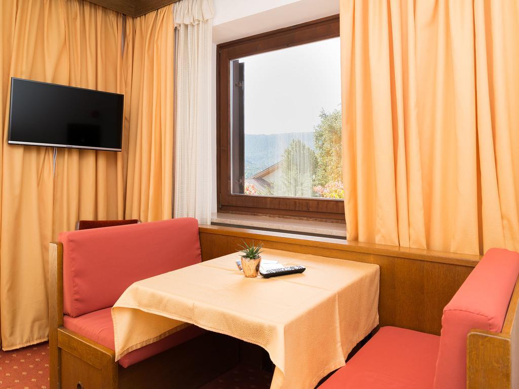 Haus Elisabeth Ξενοδοχείο Nova Ponente Εξωτερικό φωτογραφία